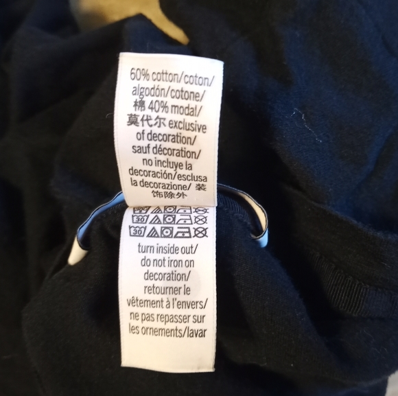 Victoria's Secret Short Sleeve Crewneck Sz.LG - Picture 2 of 2